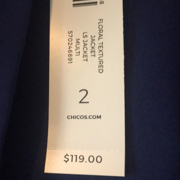 Chico’s 3/4 sleeve floral textured jacket - Picture 2 of 8